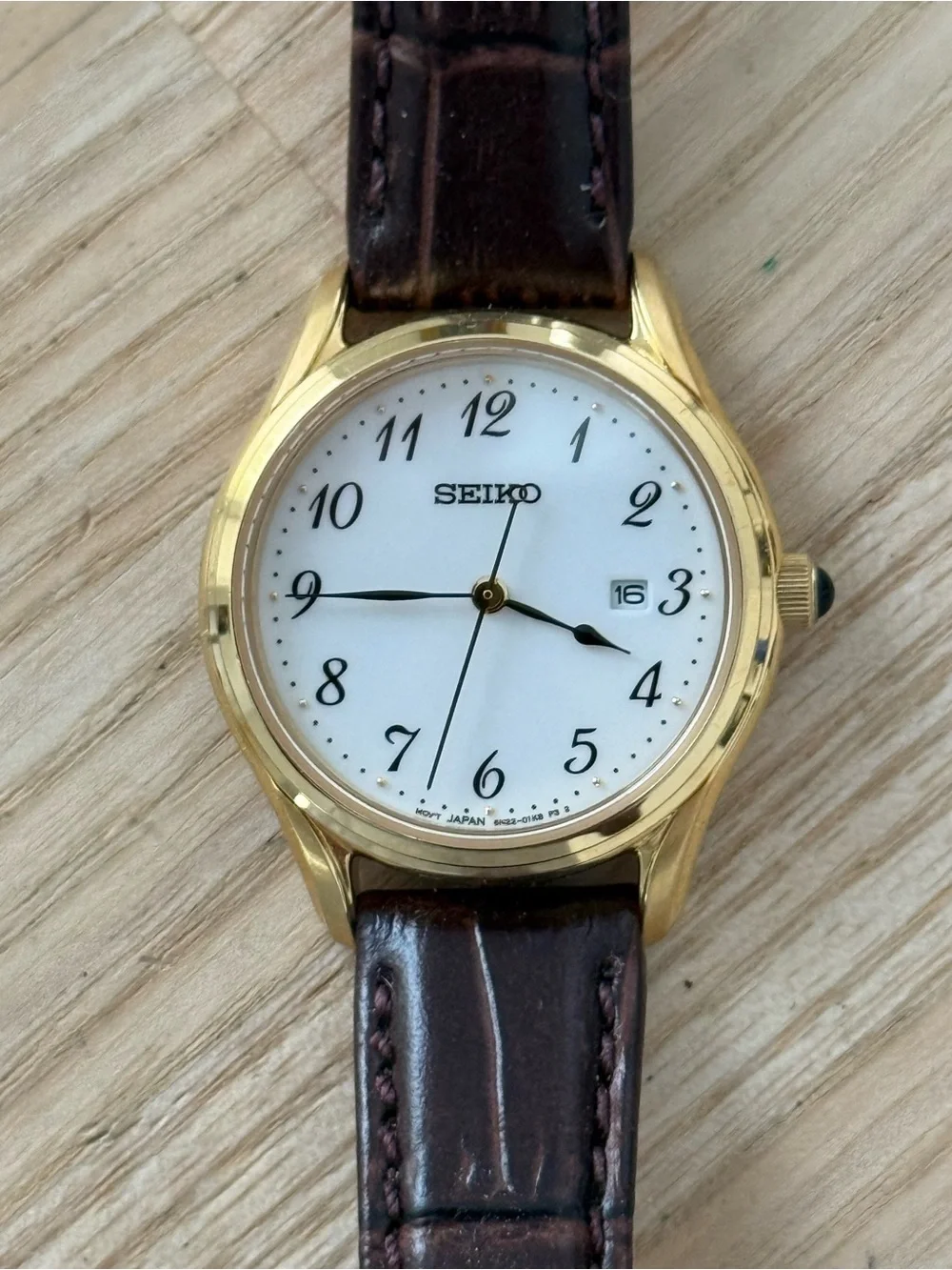 Seiko White Dial Watch Gold-Tone Case Brown Genuine Leather Strap Date Window